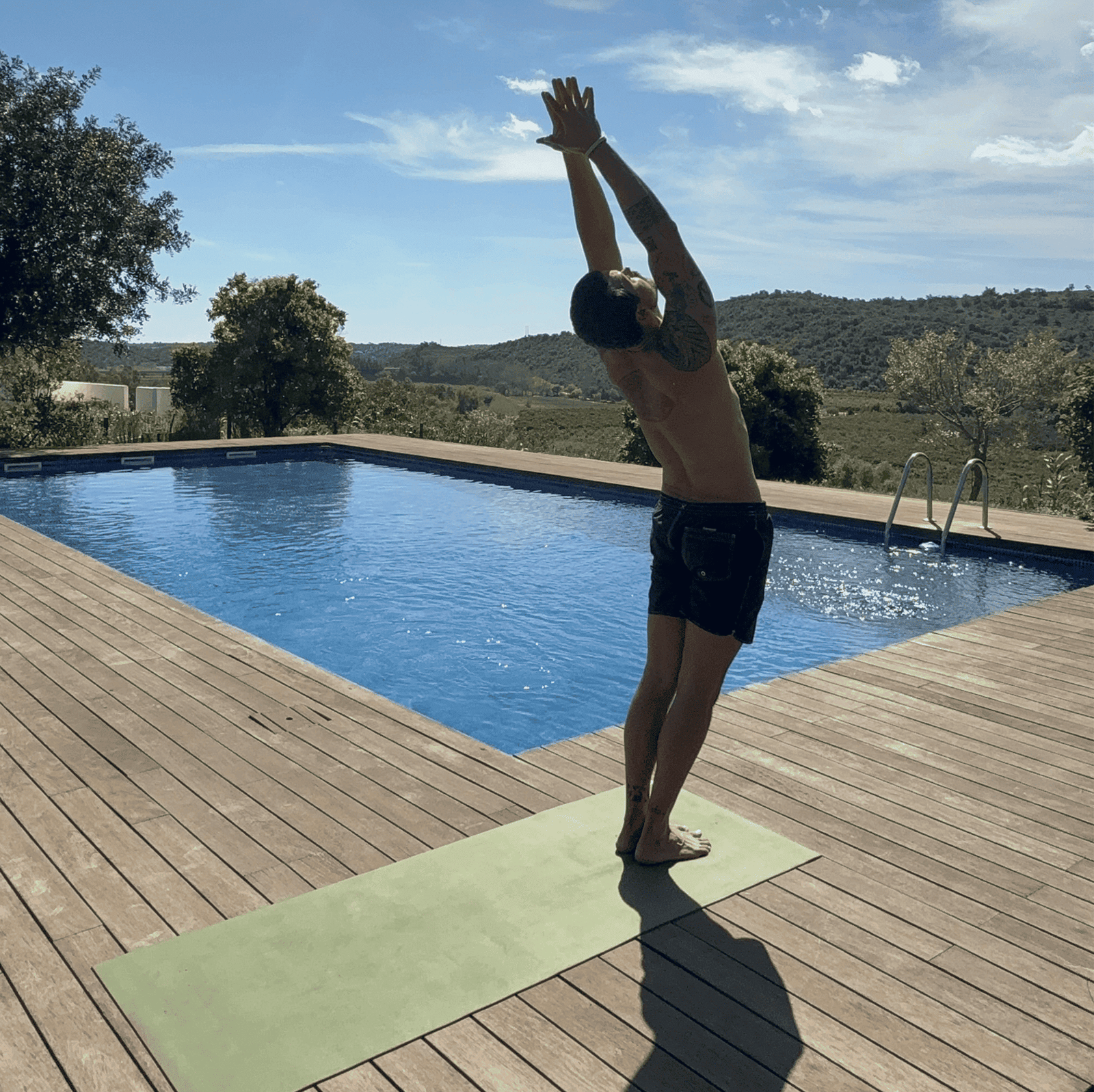 Gustavo Monteiro — prática de yoga